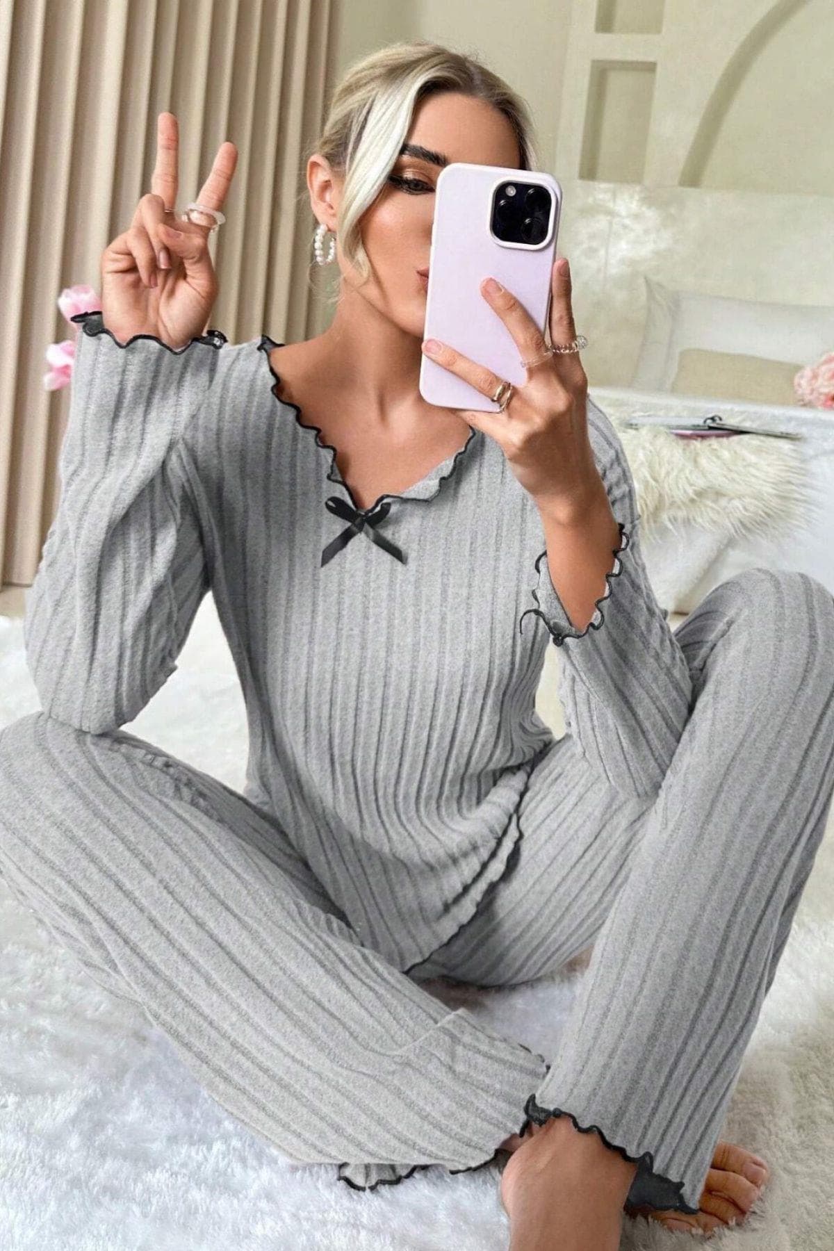 Kadın Pijama Takımı Gri Çizgili Uzun Kollu