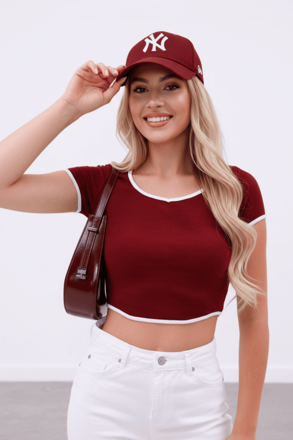 Kadın Göz Alıcı Modern Formlu T-Shirt