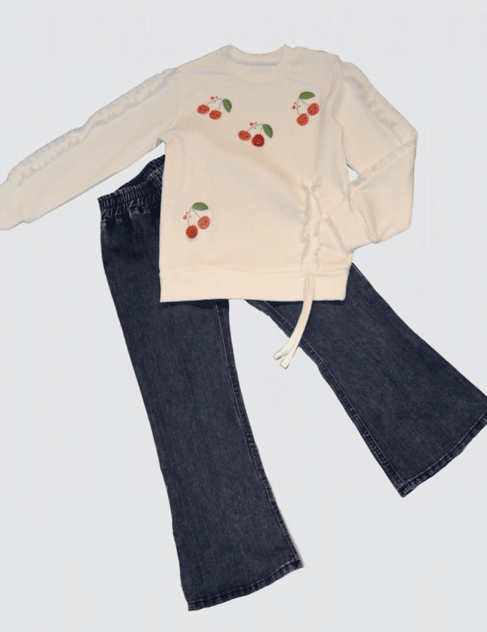 4-5-6 Yaş Kot Pantolonlu Kiraz Desenli Penye Sweat Uzun Kollu 2li Kız Çocuk Takımı Beyaz