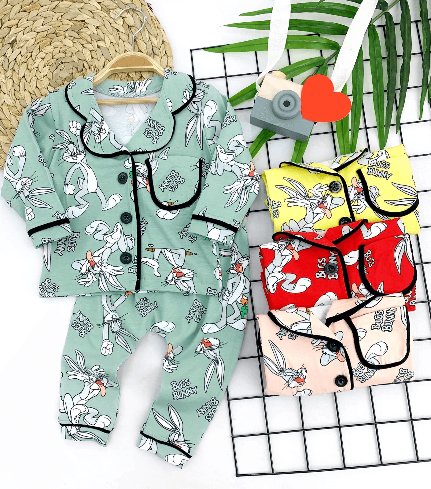 9-12-18-24 Ay Bugs Bunny Baskılı Düğme Kapama 2li Kız Erkek Bebek Pijama Takımı Kırmızı